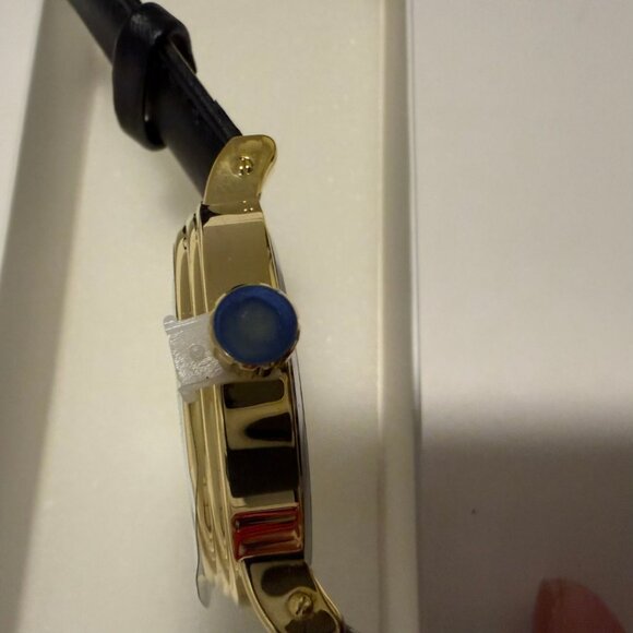 NWT - Marvel Spider-Man Adult Vintage Analog Quartz Watch - Picture 7 of 16